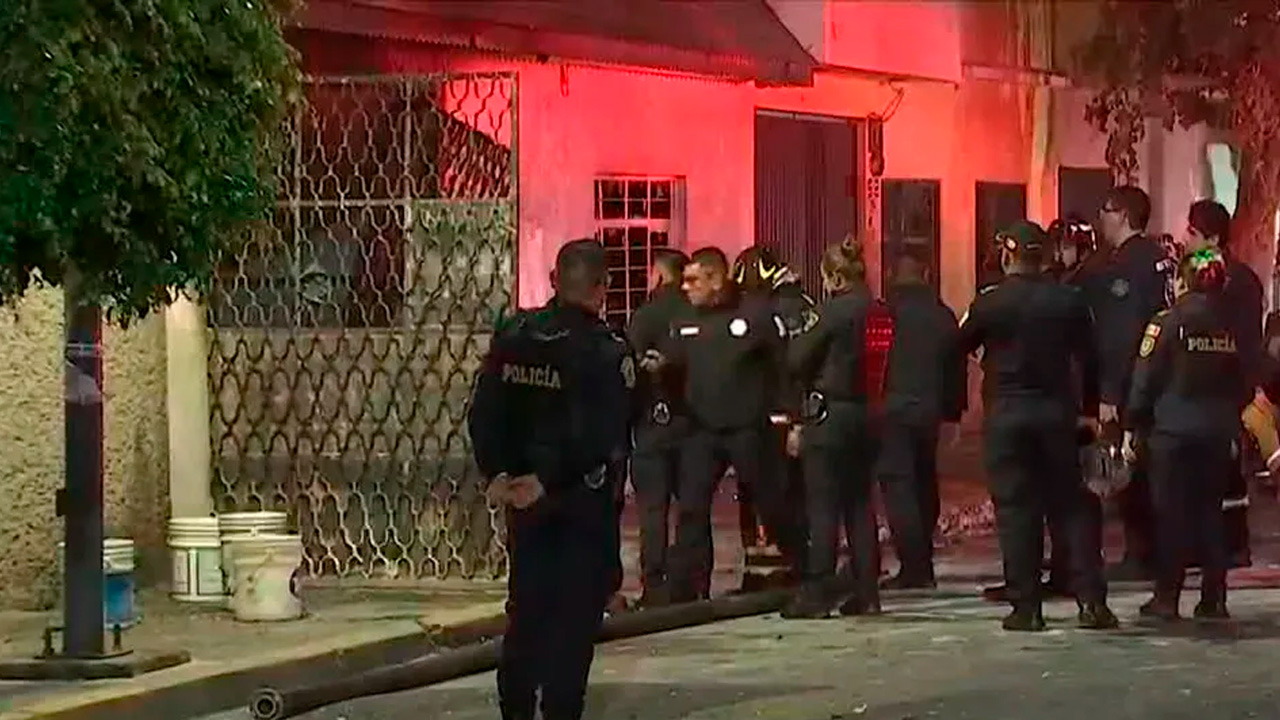 Mueren 14 perritos tras incendio causado por pirotecnia. TD Nocturno CdMx, 16 de septiembre 2026