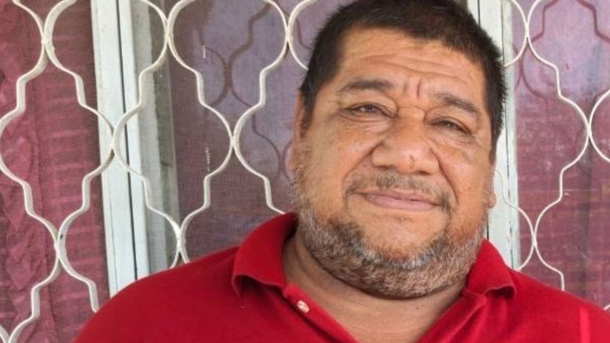 Los presuntos responsables mantenían una relación cercana con la víctima, al tratarse de personas conocidas, vecinos y allegados.