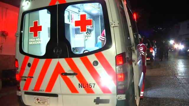 Riña entre cinco personas termina con joven herido a balazos en Monterrey