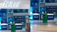 Rompen vitrinas y roban decenas de celulares durante asalto en Ixtapaluca