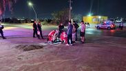 Los técnicos en urgencias médicas brindaron los primeros auxilios a Felipe de Jesús "N", quien manifestaba un intenso dolor en un brazo.