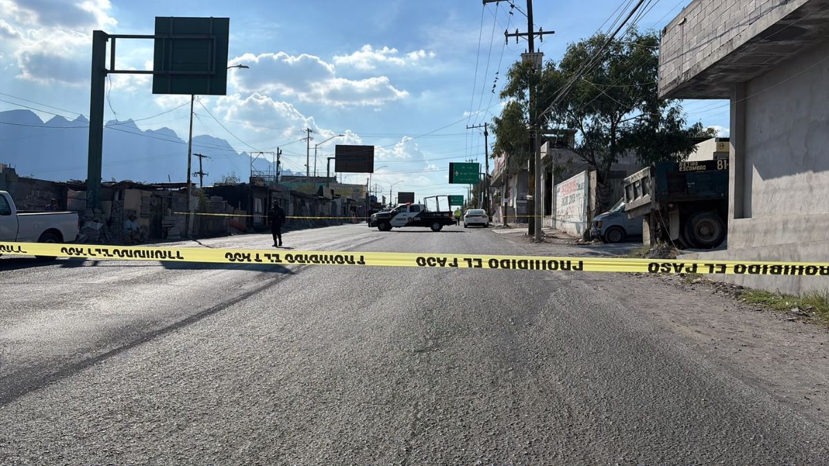El ataque ocurrió minutos antes de las 15:00 horas en el cruce de las calles Almazán y Garza García.