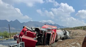 Se implementó un desvío del tránsito a contraflujo mientras se atendía la situación.