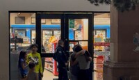 En primera instancia, el encargado del establecimiento se habría negado a permitir el ingreso de las autoridades.