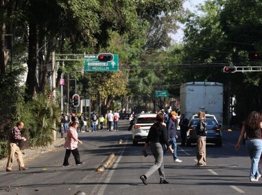 En México se realizan por lo menos dos simulacros nacionales al año en todo el territorio nacional.