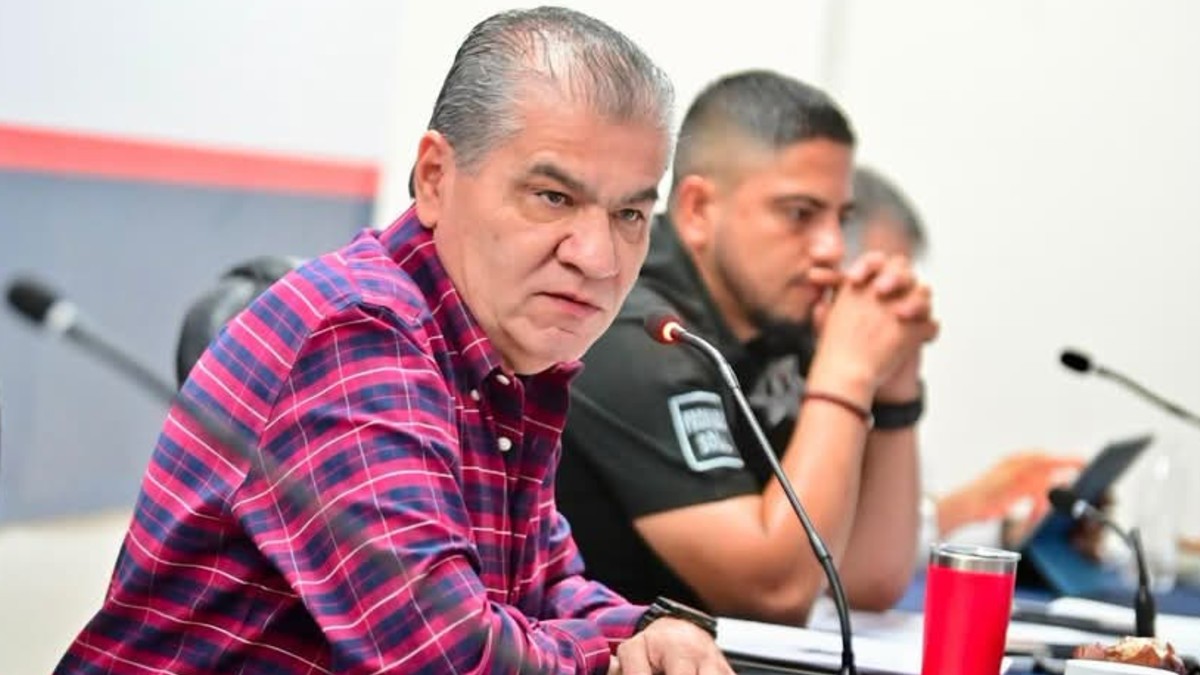 El presidente municipal explicó que hay canales de comunicación permiten a los vecinos realizar reportes y proporcionar información.