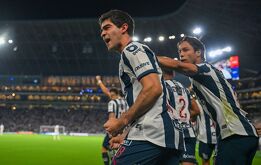 Esteban Andrada y la zaga albiazul colgaron el cero ante los embates de la escuadra capitalina en el cierre del encuentro.