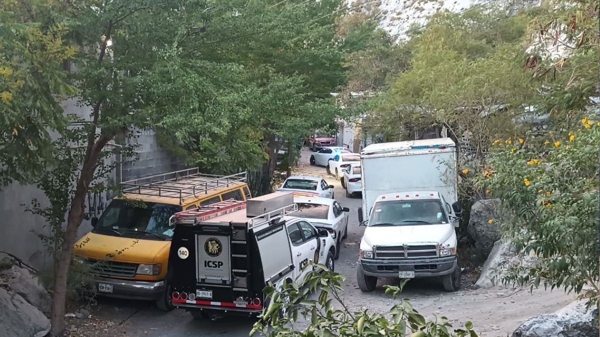 Un domicilio en la colonia Unidad del Pueblo fue asegurado mientras autoridades investigan su posible relación con dos asesinatos