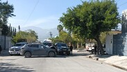 El dueño persiguió a ambos sospechosos por las calles de Los Lermas.
