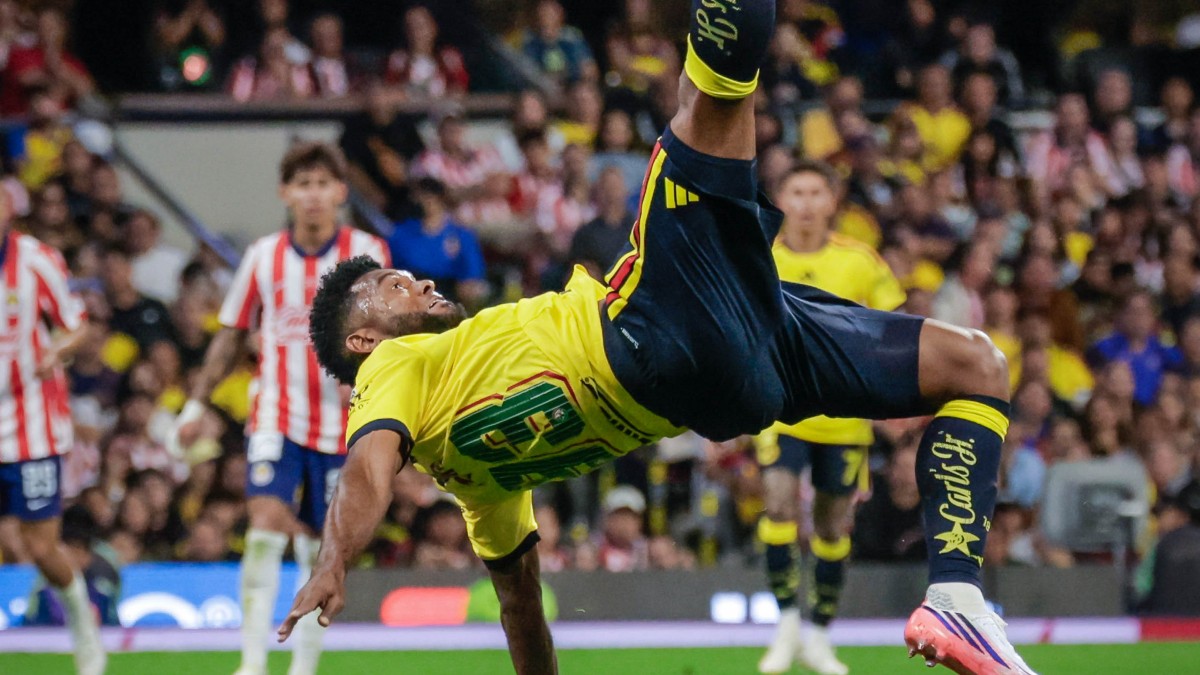 Miguel Borja empató el Clásico Nacional con un doblete en el segundo tiempo / @ClubAmerica