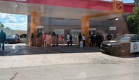 El operativo continuó en otra estación sobre el cruce de las calles Escobedo y Abasolo.