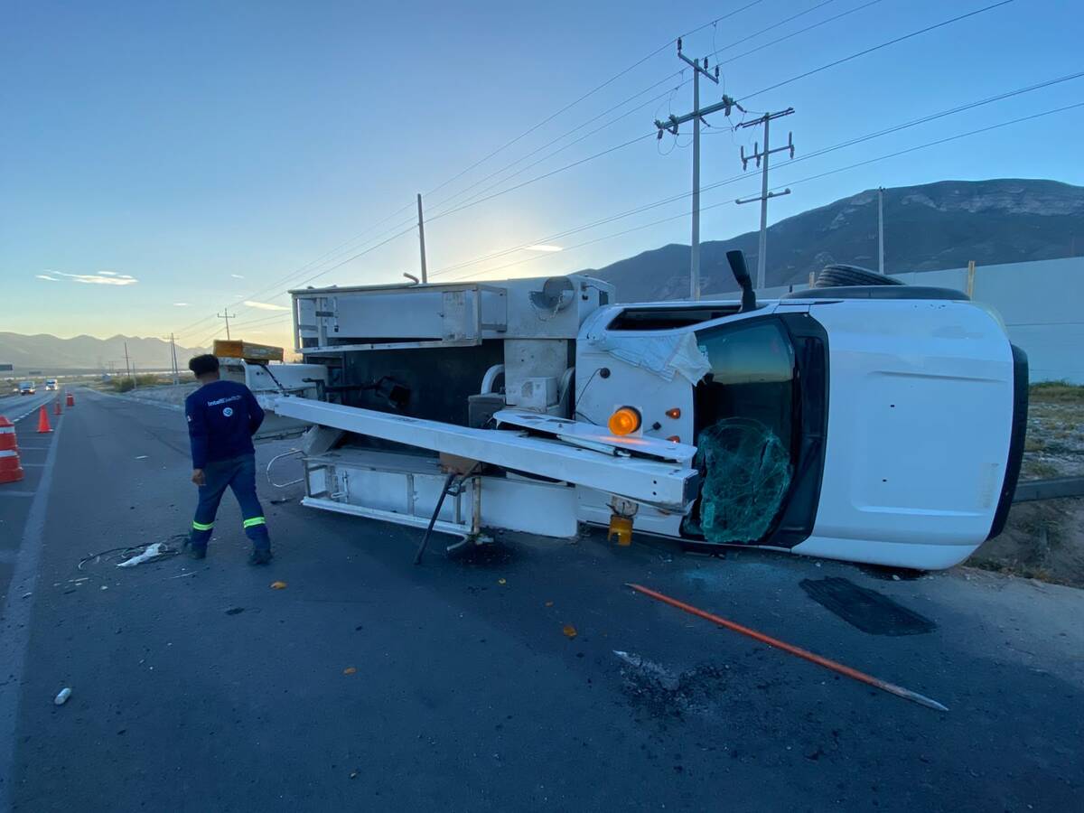 El conductor viajaba con compañeros que circulaban en otros dos vehículos rumbo a Saltillo.