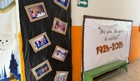 Para conmemorar su centenario, alumnos, maestros, ex alumnos y familias participaron en una ceremonia