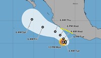 El huracán Polo podría continuar su curso hacia costas del Pacífico en México e intensificarse | National Hurricane Center Tropical Cyclone