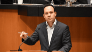 La propuesta también abre un debate sobre la relación entre las autoridades deportivas, los clubes y el marco jurídico mexicano.