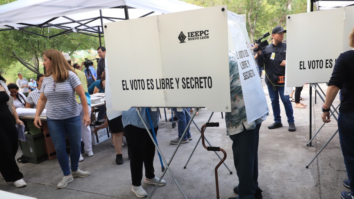 Urna en las últimas elecciones de Nuevo León.