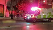 El conductor de la camioneta solicitó el apoyo de paramédicos quienes confirmaron la muerte de la mujer