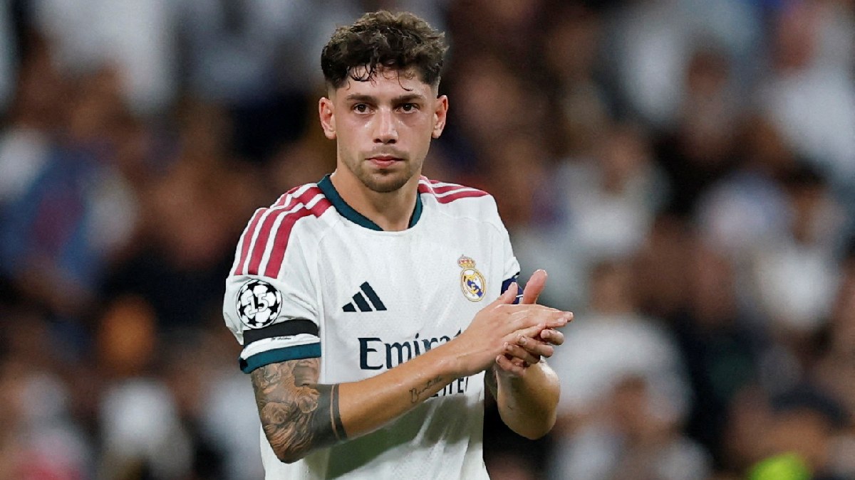 'Fede' Valverde jugó los 90 minutos en la derrota del Real Madrid ante el 'Atleti' en la jornada 7 de LaLiga / Reuters