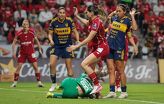 La guardameta de Las Amazonas sufrió una dura entrada durante el compromiso de la Jornada 8 de la Liga MX Femenil disputado en la capital mexiquense.