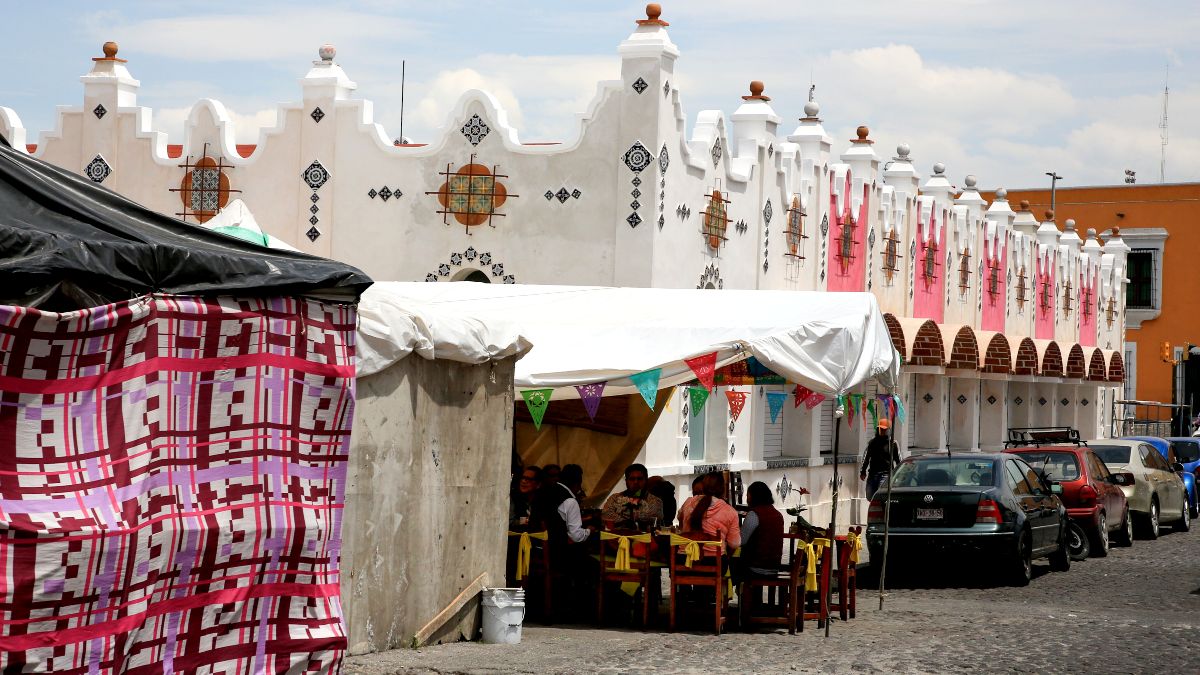 El Mercado 'El Alto' es uno de los más antiguos de Puebla capital, ahora empañado por acusaciones de extorsión a locatarios / Agencia EsImagen