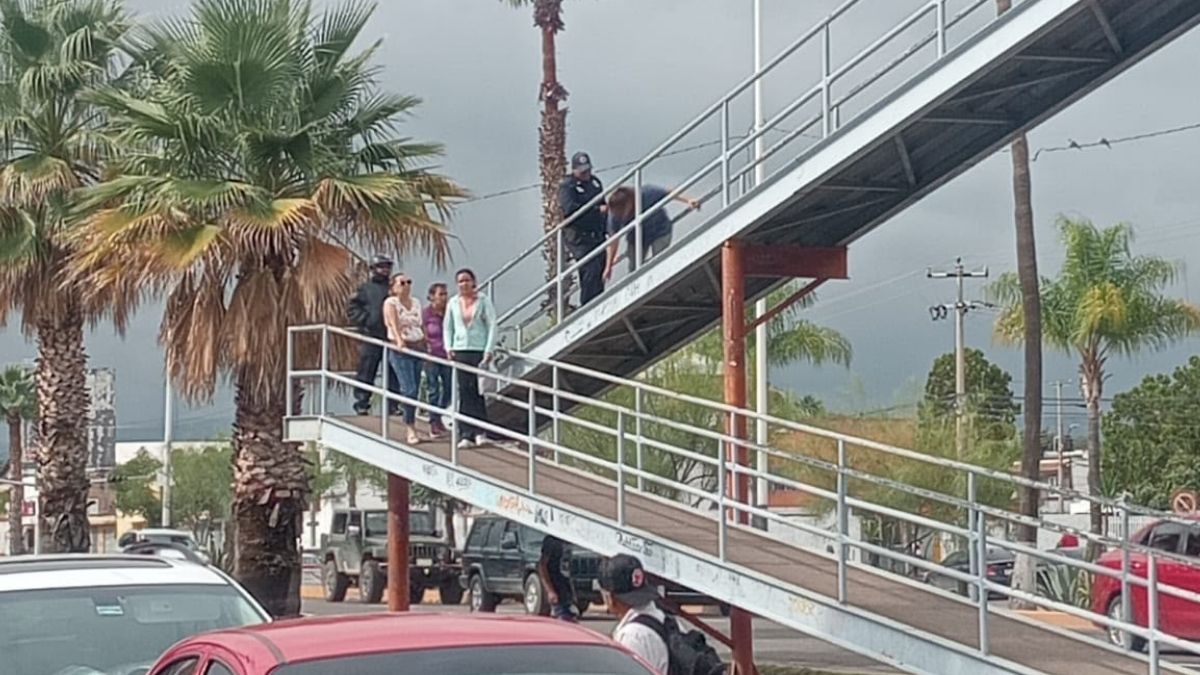 De acuerdo con los datos recabados en el lugar, la víctima padecía hipertensión y otras enfermedades crónicas.