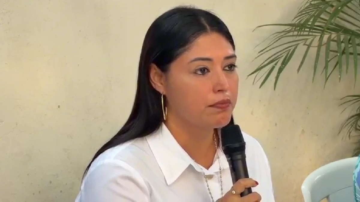 La Dra. Reyna Alonso Carrasco, esposa del presidente municipal de Juchitán, convocó a una conferencia de prensa pra pronunciarse sobre la detención
