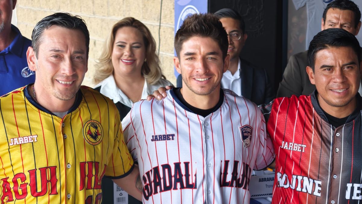 Algunos de los exfutbolistas que estarán en el evento donde se enfrentarán leyendas de Chivas, Atlas y América