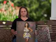 La investigación por la muerte de una mujer en Jackson suma un segundo arresto y una nueva orden de detención.