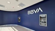 Las sucursales de BBVA tendrá el cambio de horario a partir de octubre de 2026.