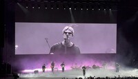 Fue en punto de las 21:14 horas cuando Jesse Rutherford apareció sobre el escenario