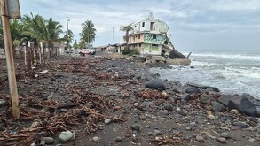 Playa de Colima tras el paso del huracán Polo. | Protección Civil de Colima