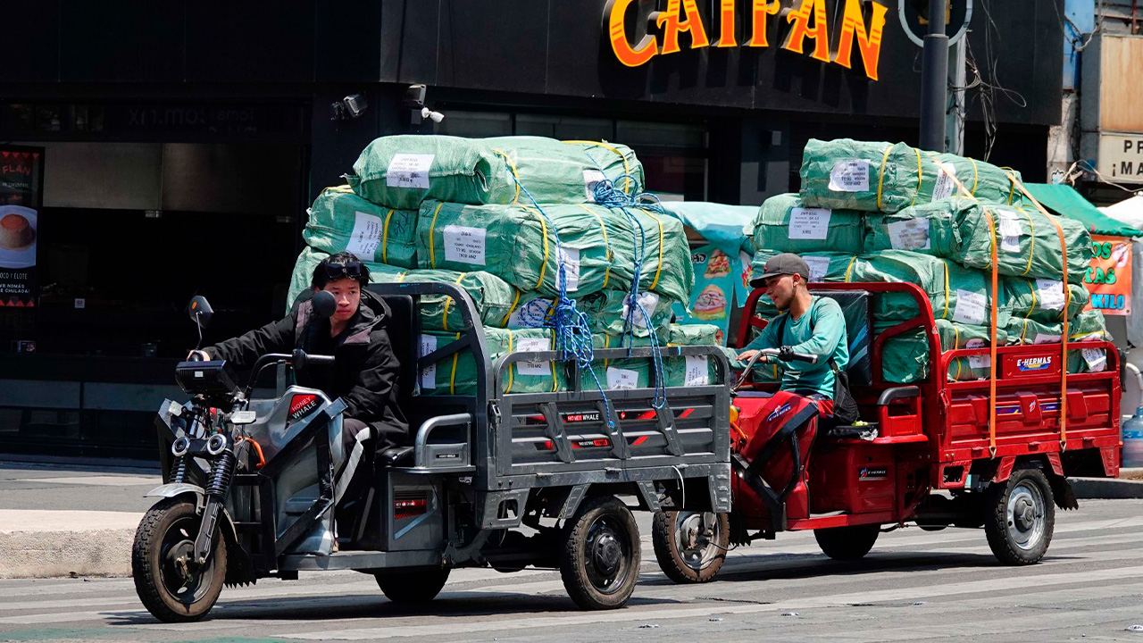 CdMx establece costos de licencias, placas y permisos para vehículos eléctricos