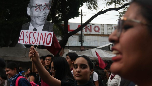 El Comité 68 ProLibertades Democráticas convocó a la ciudadanía a marchar de la Plaza de las Tres Culturas al Zócalo capitalino.