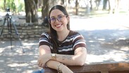 Itzel Ameyali Ayala Quezada, una de los 400 niños que ganaron una beca