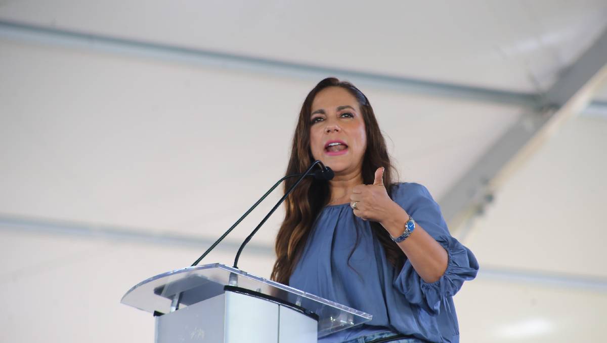 Libia Dennise en su segundo informe de gobierno en Salamanca