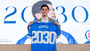 El futbolista llegó incluso a desempeñarse como tercer central. | @CruzAzul