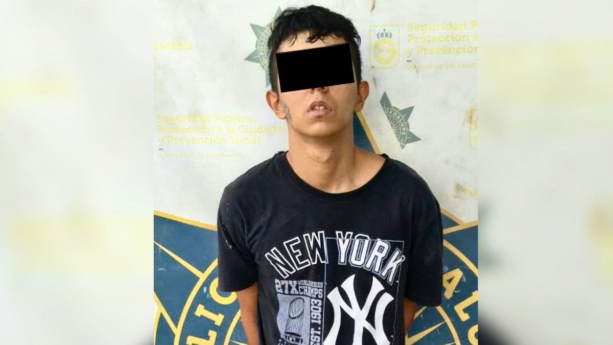 Los pasajeros sacaron un cuchillo para amagar al conductor, a quien intentaron despojar de sus pertenencias.