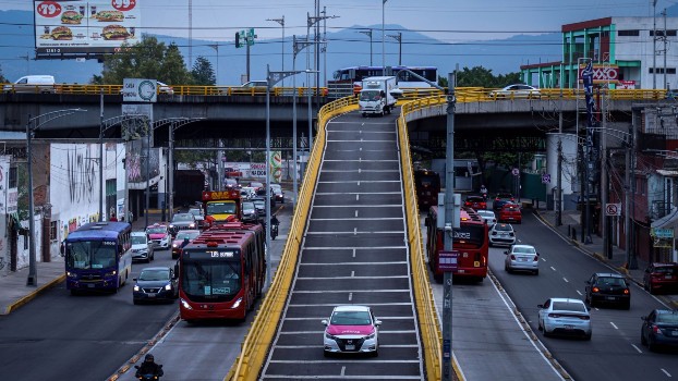 Respeta las indicaciones de las autoridades viales de la Ciudad de México y el Estado de México.
