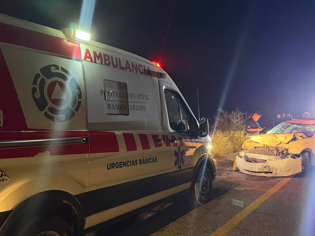 El automóvil involucrado fue localizado sin ocupantes después del percance registrado en Ramos Arizpe.