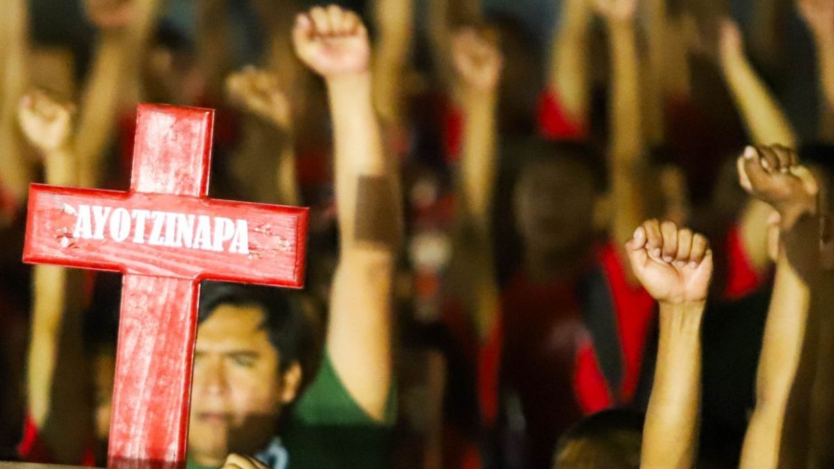 A 12 años de la desaparición de los normalistas de Ayotzinapa, la FGR revela nuevos hallazgos