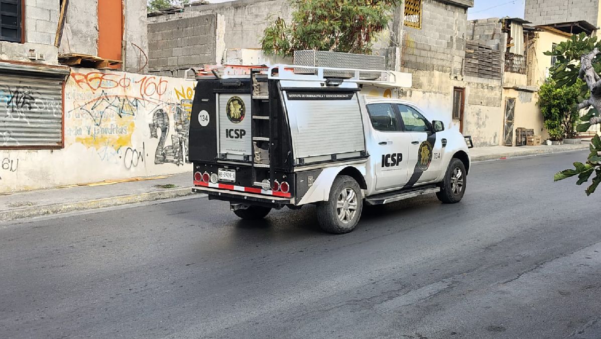 La avenida La Esperanza fue cerrada totalmente para preservar el lugar donde se dieron los hechos.