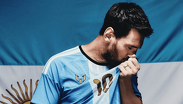 La camiseta especial de Argentina que utilizará Messi puede conseguirse en México en dos versiones principales. | @AFASeleccionEN