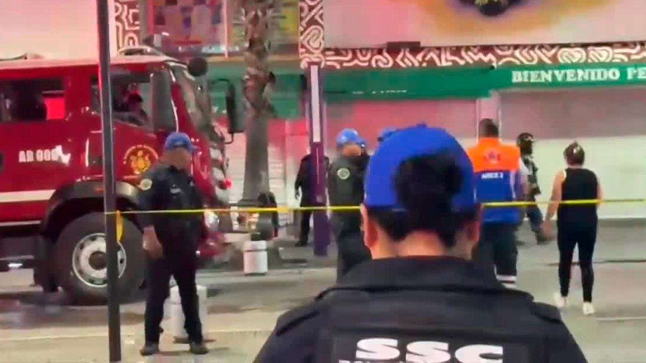 Incendio consume local de artículos religiosos cerca de la Basílica de Guadalupe