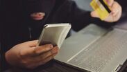 De llamadas a WhatsApp: el cambio en los fraudes que advierte Condusef
