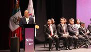 Andrés Mijes, regresó a sus labores como tal para rendir su quinto informe.| Roberto Alanís