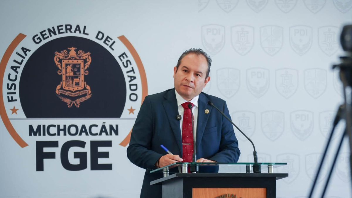 Fiscalía de Michoacán advierte posible arresto de Grecia Quiroz. | FGE Michoacán vía Facebook.