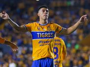El 'Pianista' dejó atrás al chileno Claudio 'Diablo' Núñez y enfoca sus cañones hacia los 49 goles del legendario Alfredo 'Alacrán' Jiménez.