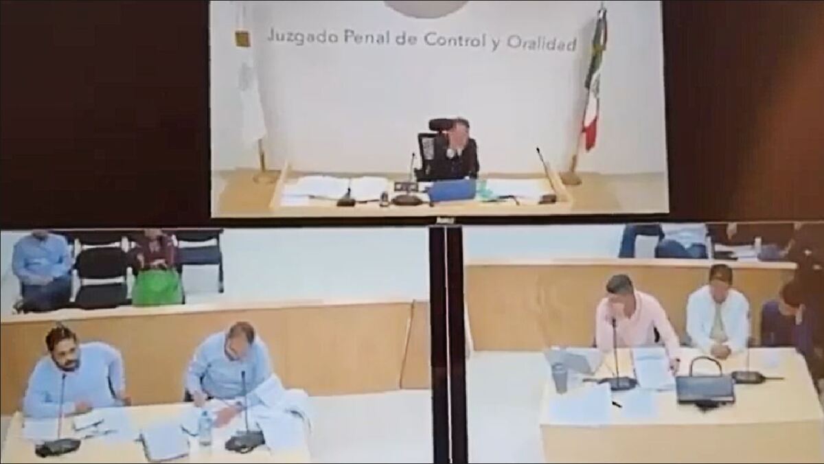 El video del altercado en la audiencia se difundió en redes sociales.