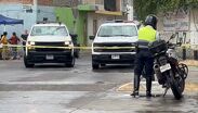 Adulta mayor muere atropellada por una camioneta en Zapopan.