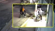 Captan robo a menor en Chimalhuacán; tres sujetos le quitan su mochila
